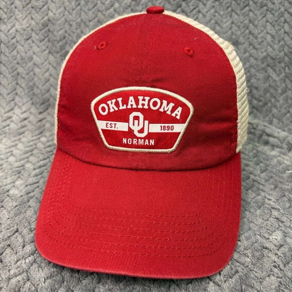 Oklahoma Sooners Captivating Headwear Trucker Hat Red Cream Snapback OU Patch